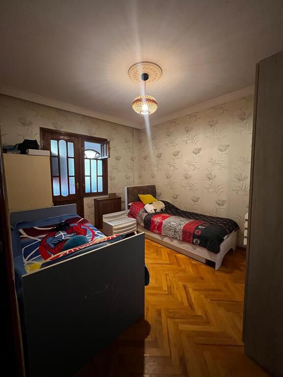 Satılır 5 otaqlı köhnə tikili 130 m² — Mənzil, Bakı (2)