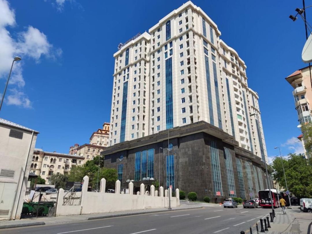 İcarəyə verilir 4 otaqlı yeni tikili 170 m² — Mənzil, Bakı (2)