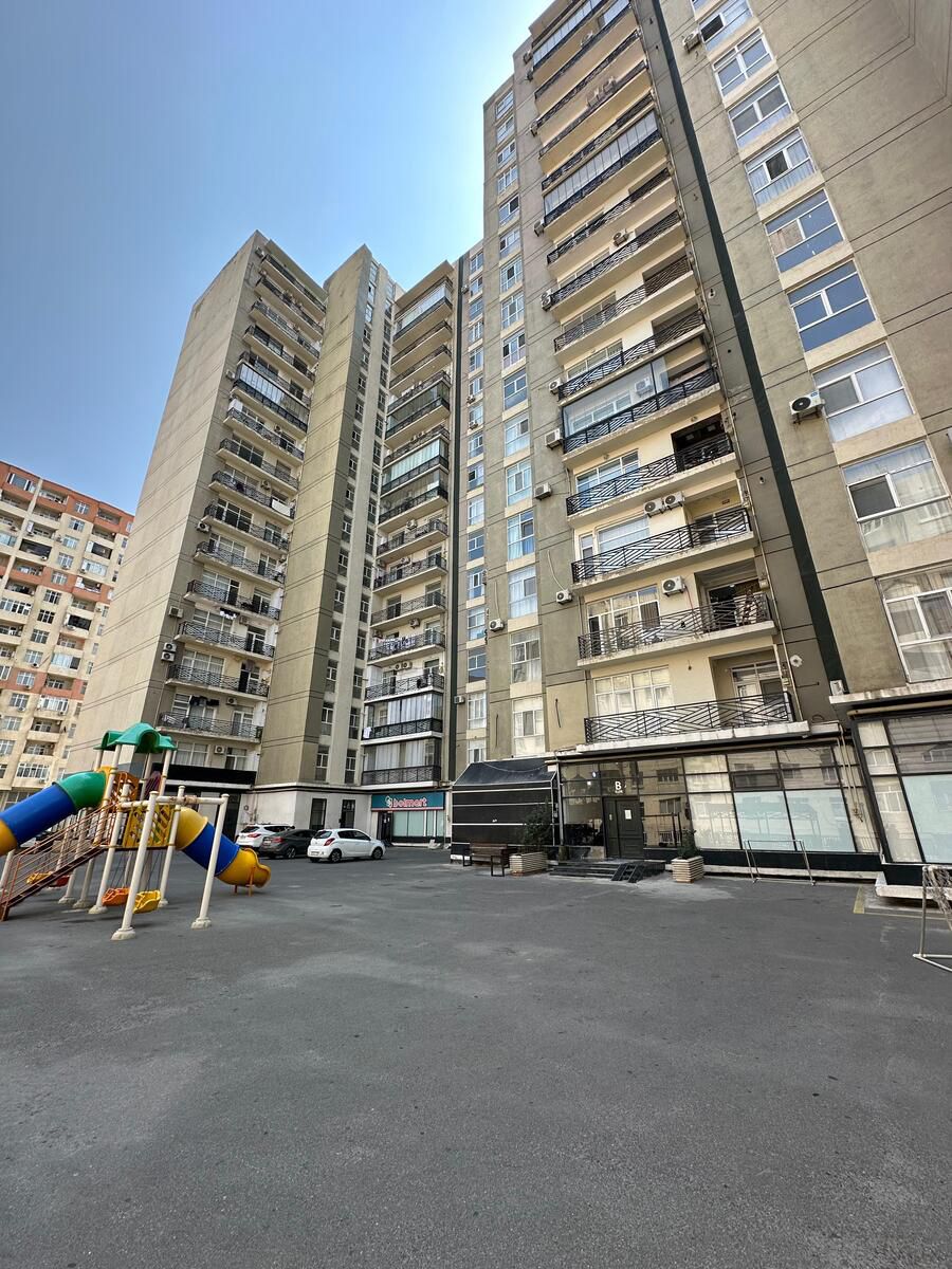 Satılır 3 otaqlı yeni tikili 133 m² — Mənzil, Bakı