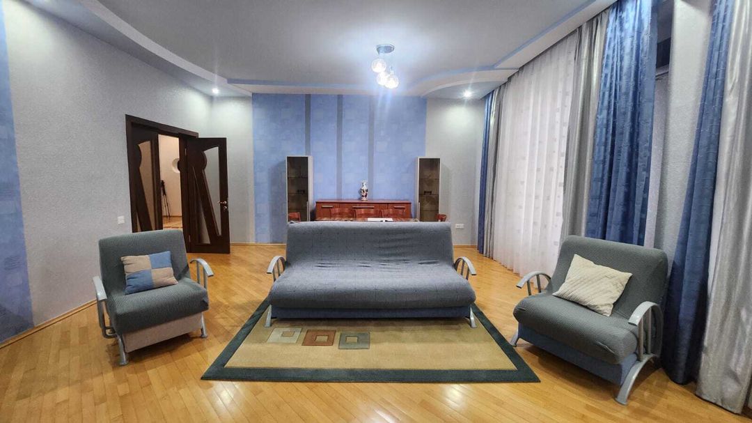 İcarəyə verilir 5 otaqlı yeni tikili 200 m² — Mənzil, Bakı (4)