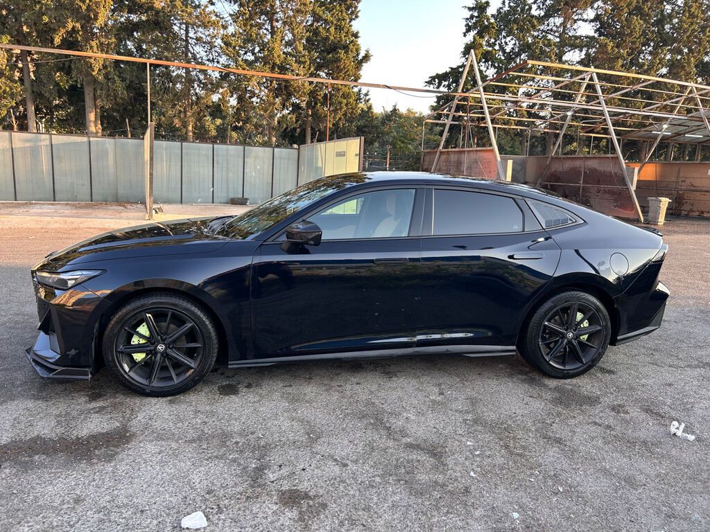 Changan Uni-V: 1.5 l | 2023 il 100300 km Sedan — Avtomobillər, Bakı (10)