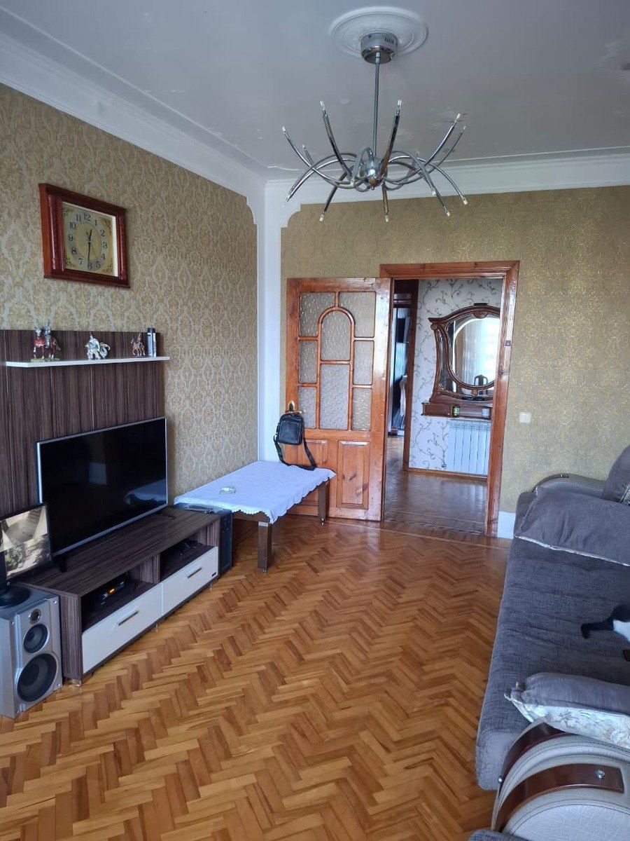 Satılır 2 otaqlı köhnə tikili 65 m² — Mənzil, Bakı (6)