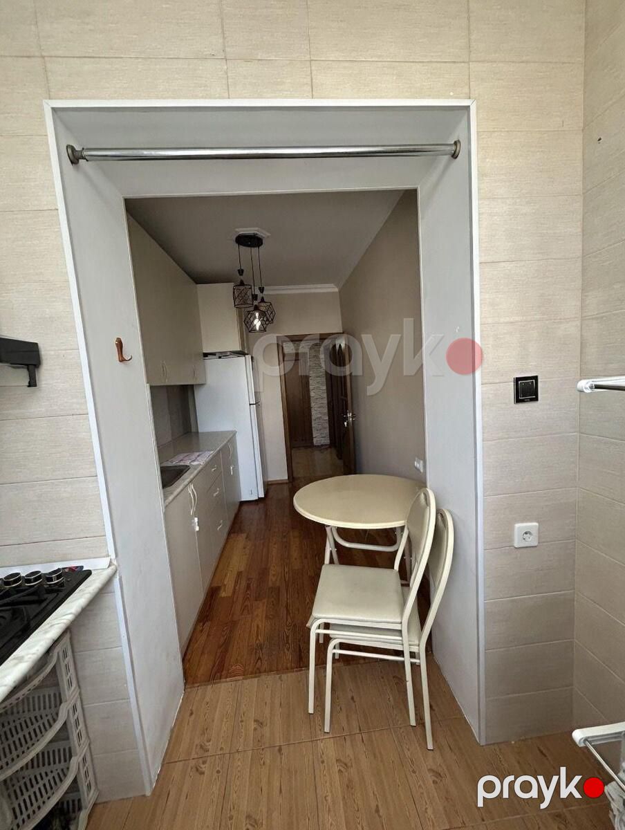 Satılır 2 otaqlı köhnə tikili 60 m² — Mənzil, Bakı (3)