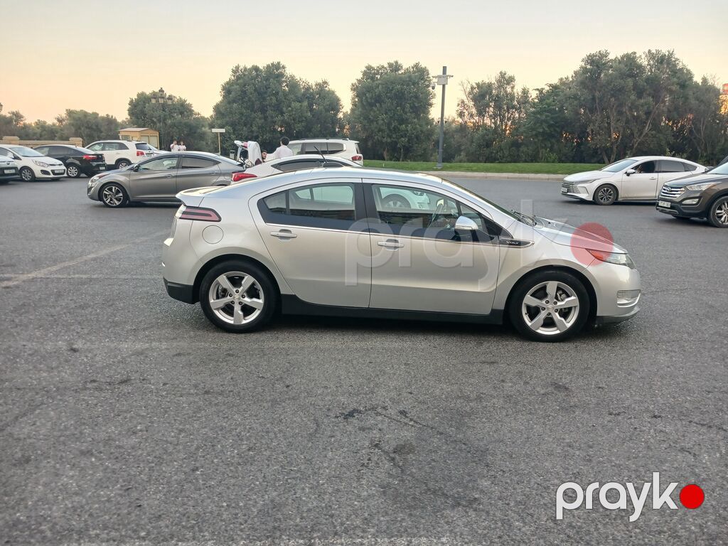 Chevrolet Volt: 1.4 l | 2015 il 193830 km Hetçbek 02-AZ-123 — Avtomobillər, Bakı (8)