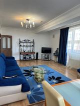 İcarəyə verilir 2 otaqlı yeni tikili 80 m² — Недвижимость