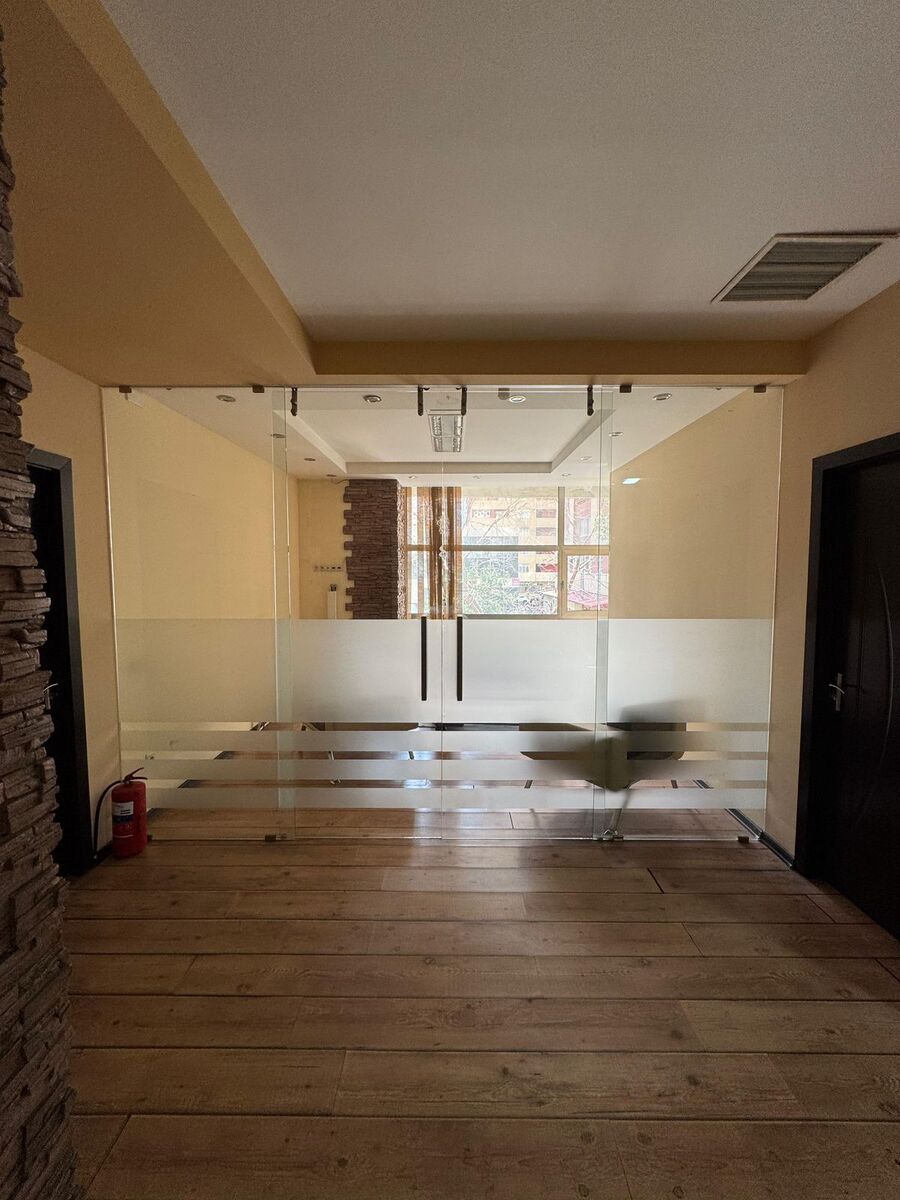 İcarəyə verilir obyekt 180 m² — Əmlak, Bakı