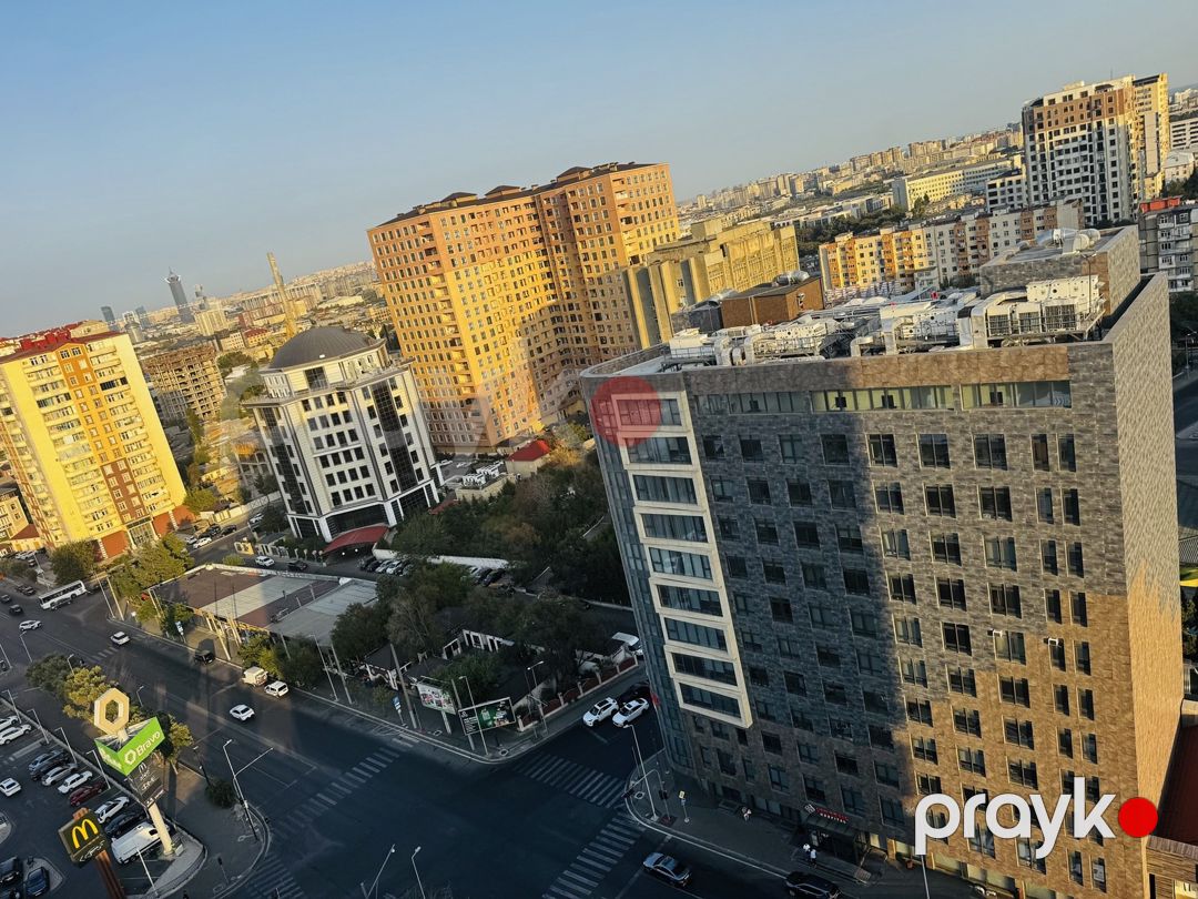 Satılır 4 otaqlı yeni tikili 200 m² — Mənzil, Bakı (2)