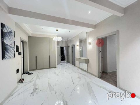 İcarəyə verilir 3 otaqlı yeni tikili 116 m²