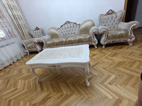 Divan kreslo dəsti +jurnalni daxil 300₼. ünvan — Min bir xirdavat dunyasi — Комплекты мягкой мебели