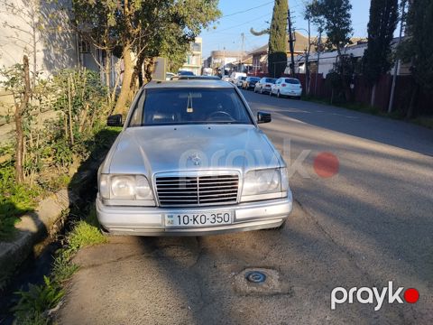 Mercedes E 200, 1994 il