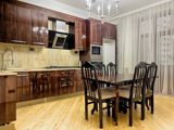 İcarəyə verilir 2 otaqlı yeni tikili 110 m² — Квартира