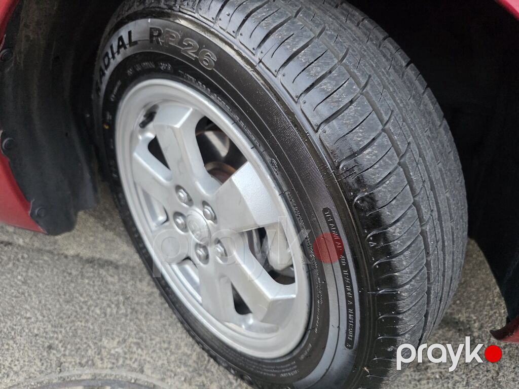 Toyota Prius (2-ci nəsil) hibrid hetçbek - Rəng: qırmızı - Kuzov: 5 — Avtomobillər, Bakı (6)