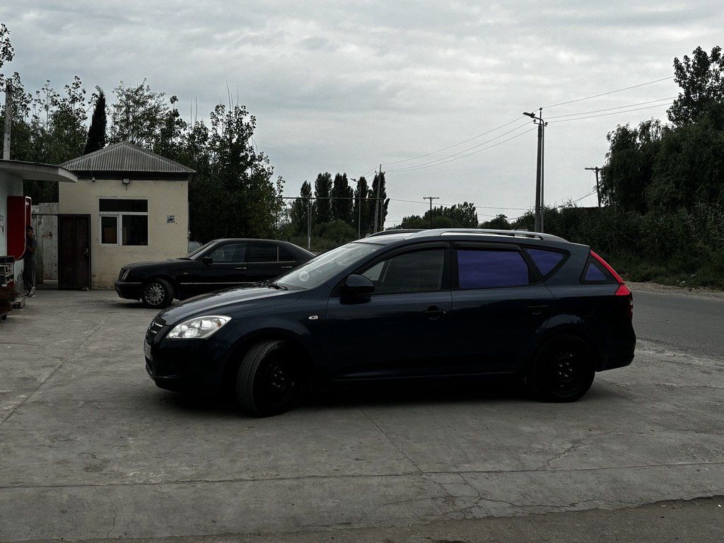 Kia Ceed SW, 1.4 L, 2009 il, 200 000 km — Avtomobillər, Şirvan (4)