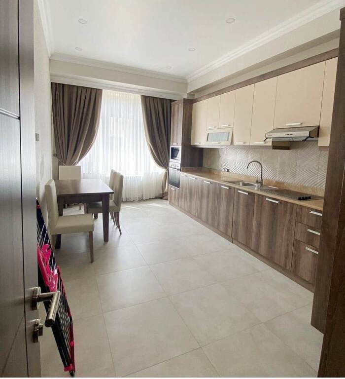 İcarəyə verilir 4 otaqlı yeni tikili 190 m² — Mənzil, Bakı (9)