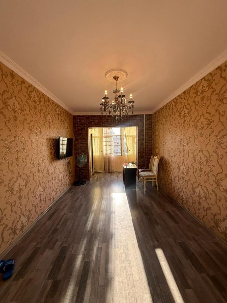 Satılır 3 otaqlı köhnə tikili 88 m² — Mənzil, Bakı