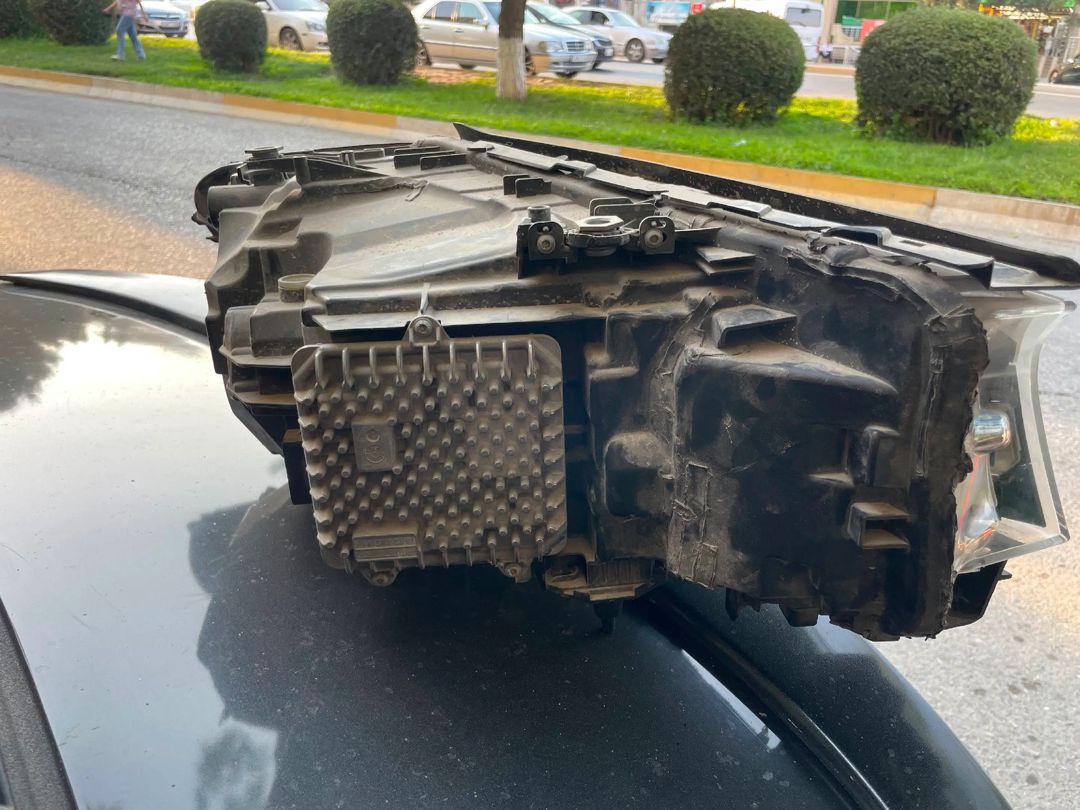 BMW F10 sol farası — Ehtiyat hissələri və aksesuarlar, Ağcabədi (2)