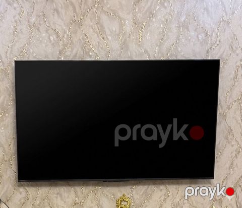 Divar montajlı düz ekran televizor - Ekran ölçüsü: təxminən 55–65