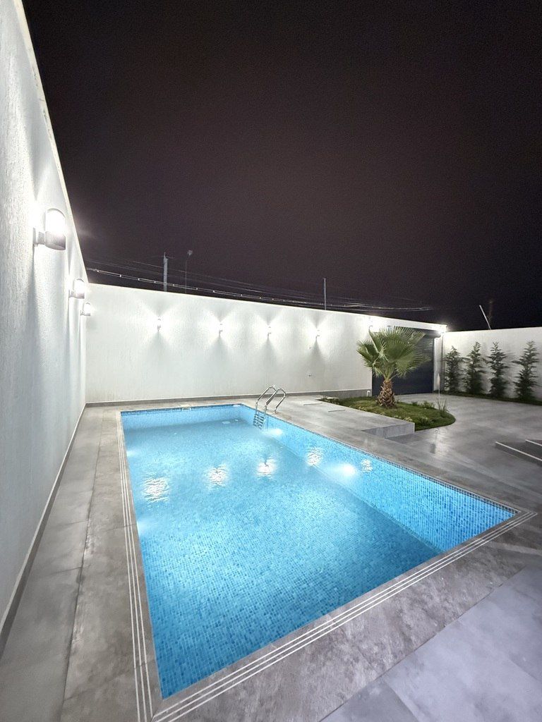 Satılır 4 otaqlı həyət evi/bağ evi 200 m² — Ev, villa, Bakı (5)