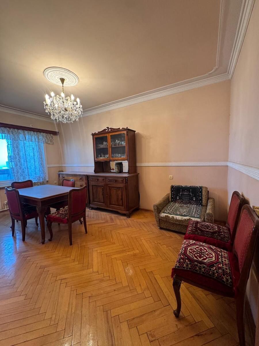 Satılır 4 otaqlı köhnə tikili 105 m² — Mənzil, Bakı (2)