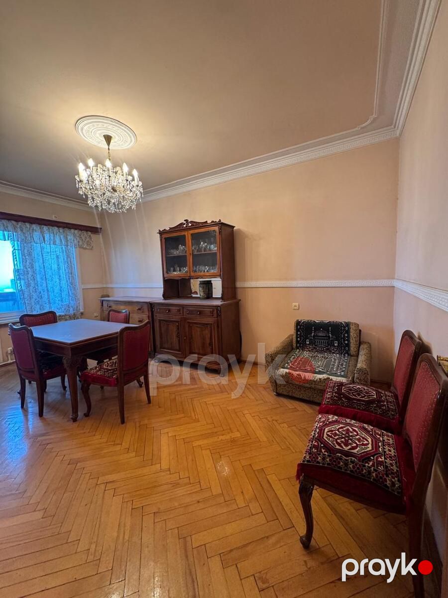 Satılır 4 otaqlı köhnə tikili 105 m² — Mənzil, Bakı (2)