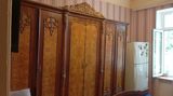 Klassik dizaynlı iri qarderob - Material: təbii ağac karkas, üzərində — Furniture