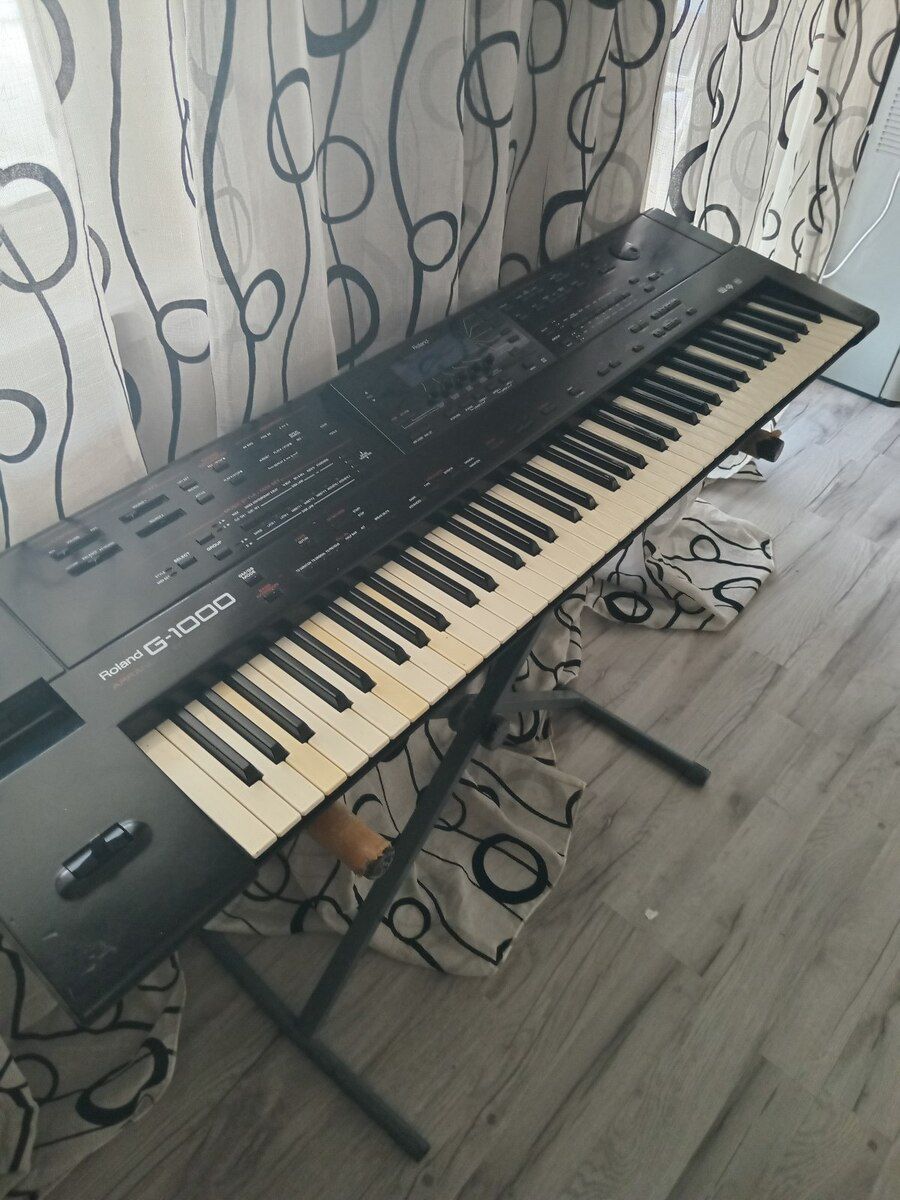 Sintezator Roland — Musiqiə alətləri, Bakı (2)