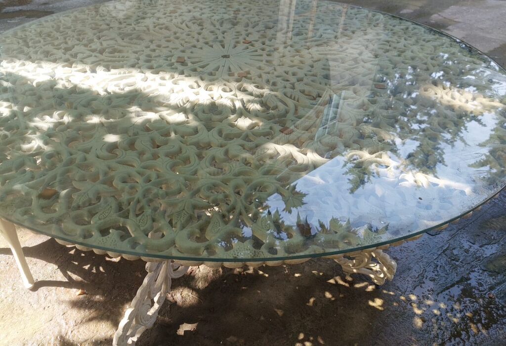 Dəmir döymə naxışlı açıq hava dəsti - Dəyirmi masa: ağır tökmə metal — Mebel, Bakı (3)