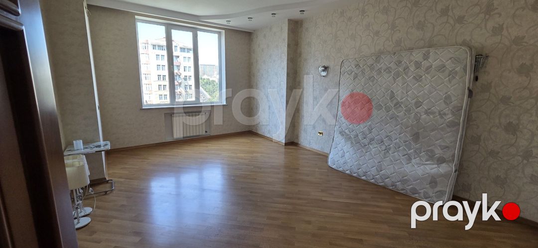 Satılır 4 otaqlı yeni tikili 200 m² — Mənzil, Bakı (12)