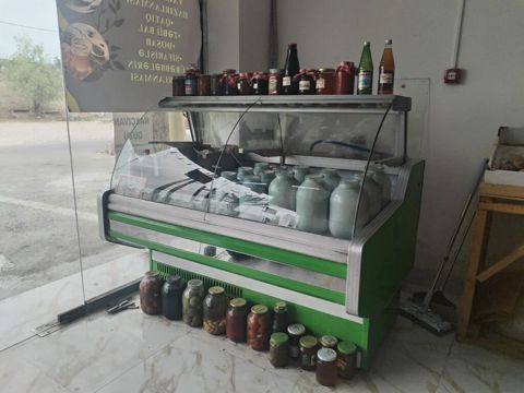 Vitrin soyuducu 400azn. Problemsiz. Unvan Merdekan(sm) — Bakı