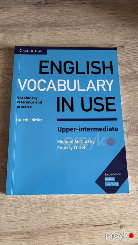 Cambridge: English Vocabulary in Use – Upper-intermediate (Fourth Edition)