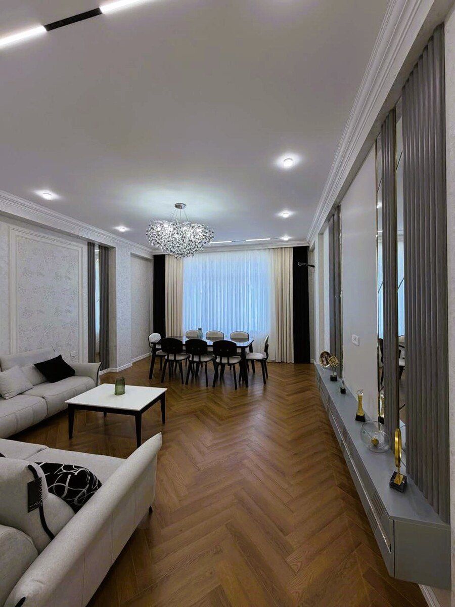 Satılır 3 otaqlı yeni tikili 132 m² — Mənzil, Bakı