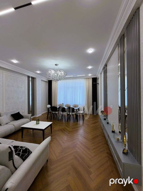 Satılır 3 otaqlı yeni tikili 132 m²