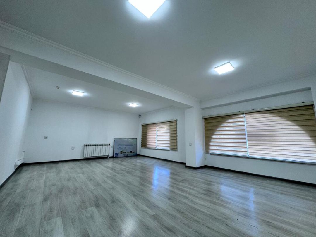 İcarəyə verilir obyekt 182 m² — Əmlak, Bakı