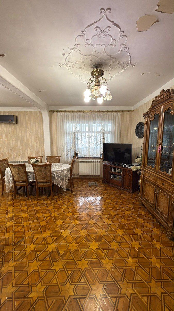 Satılır 5 otaqlı köhnə tikili 130 m² — Mənzil, Bakı (3)