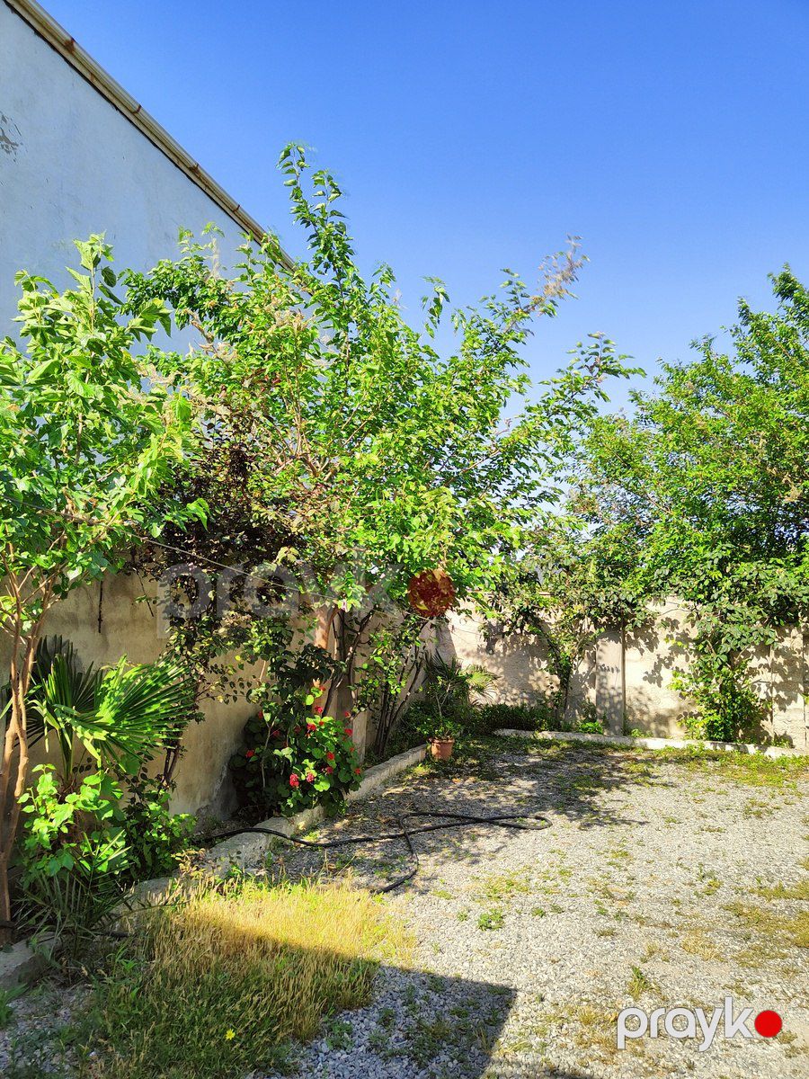 Həyət evi, Binə qəs. — Ev, villa, Bakı (2)