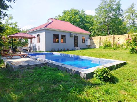 Həyət evi kirayə verilir, Qəbələ r.