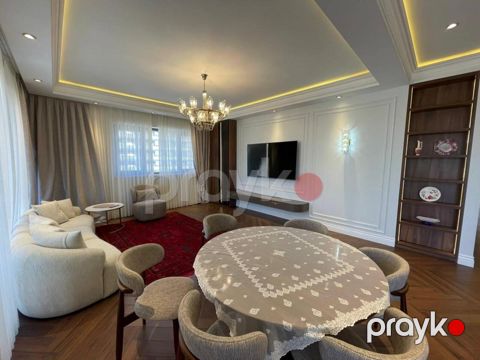 İcarəyə verilir 3 otaqlı yeni tikili 157 m²