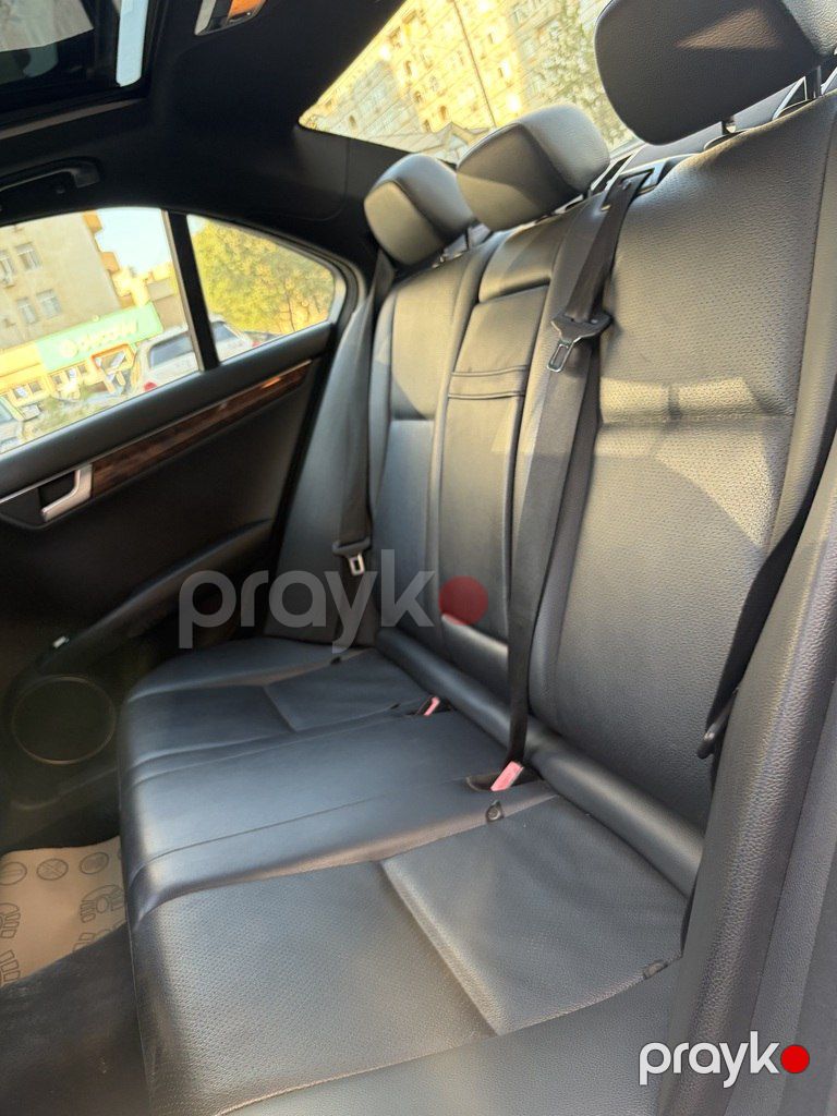 Mercedes C 300 4MATIC, 3.0 L, 2011 il, 300 200 km 99-HZ-089 — Avtomobillər, Bakı (10)