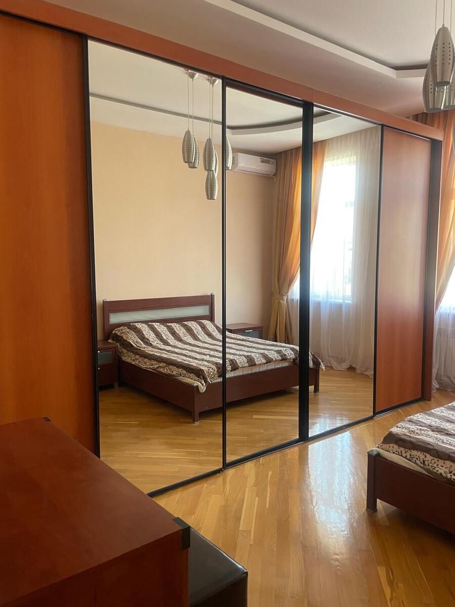 İcarəyə verilir 4 otaqlı köhnə tikili 130 m² — Mənzil, Bakı (8)