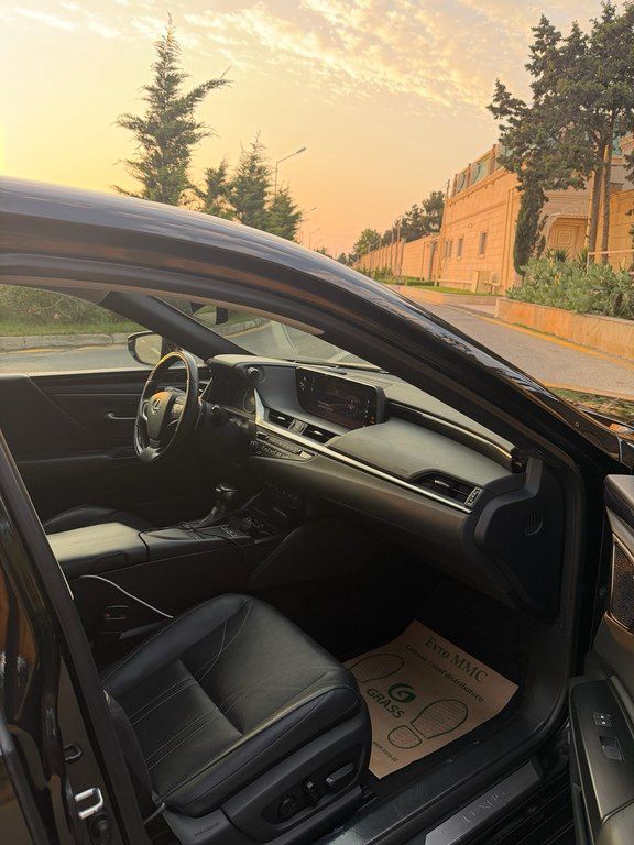 Lexus ES 300h, 2.5 L, 1.6 kWh, 2020 il, 98 000 km — Avtomobillər, Bakı (7)