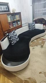 Oval divan satılır 300azn. Orta hisseden ayrımag olur Ölcü dəqiq deyil — Furniture