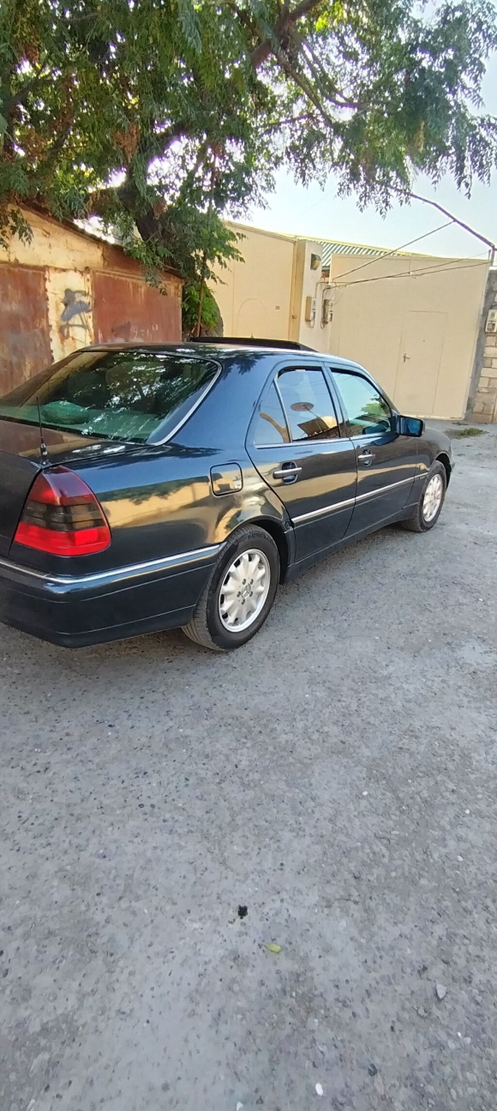 Mercedes-Benz C-Class: 2.4 l | 1998 il Sedan — Avtomobillər, Gəncə (5)