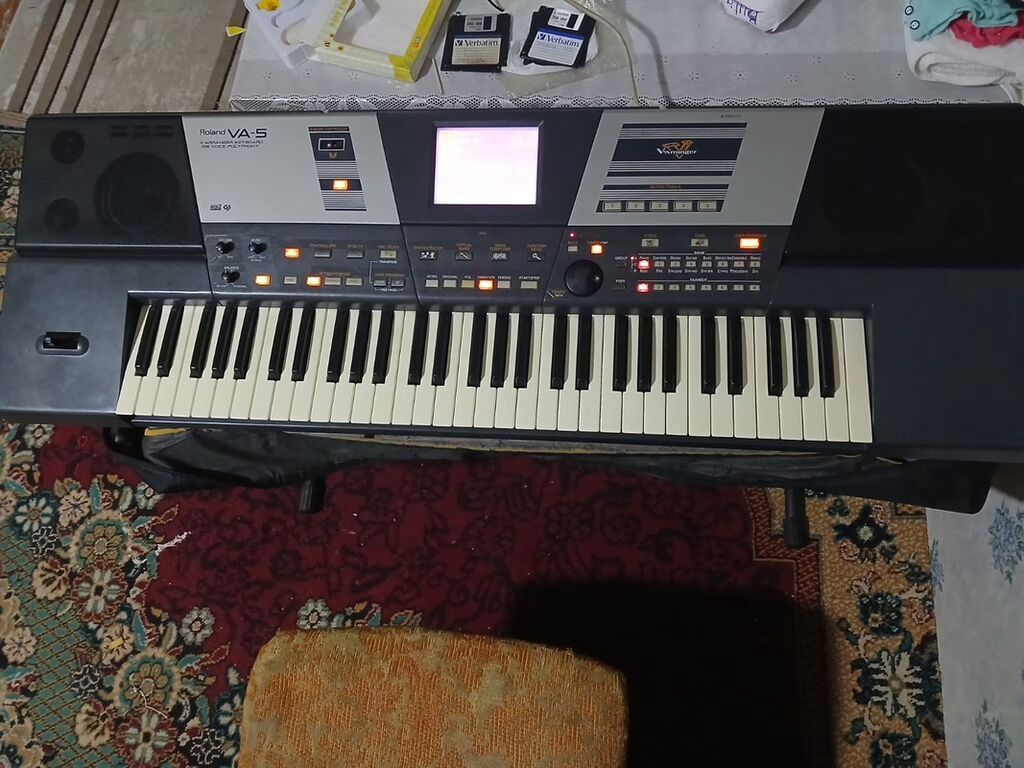 Roland VA-5 aranjor sintezator - 61 klavişli klaviatura, dinamik — Mallar, Gəncə
