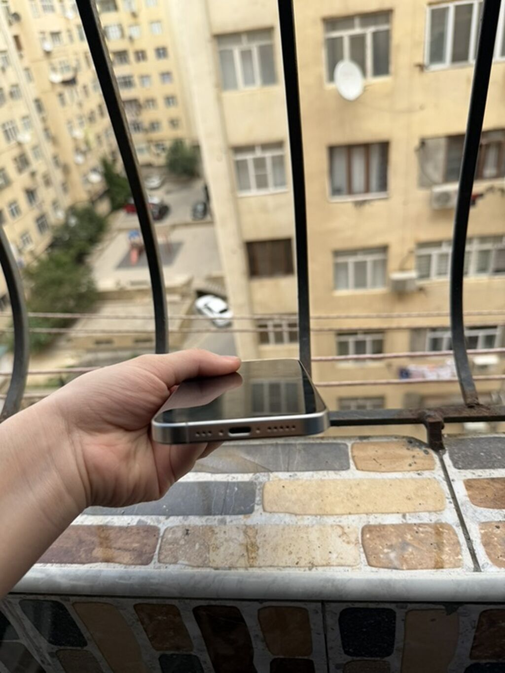 IPhone 17 Pro, Gümüşü, Simsiz şarj — Apple iPhone, Xırdalan (5)