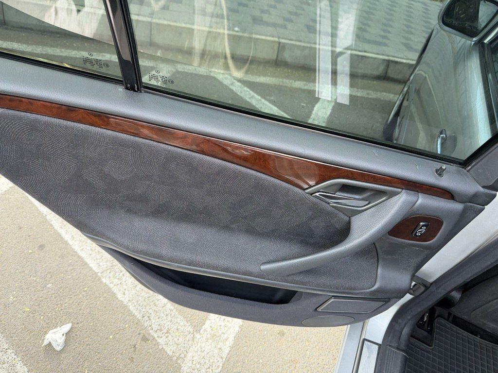 Mercedes E 240, 2.6 L, 2001 il, 326 145 km — Avtomobillər, Bakı (9)