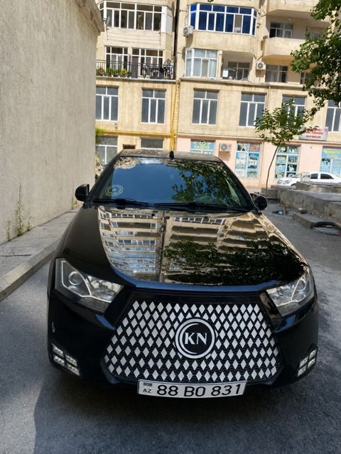 110.000 proberg . bez kraska vurugu yoxdur. takside surulmuyub