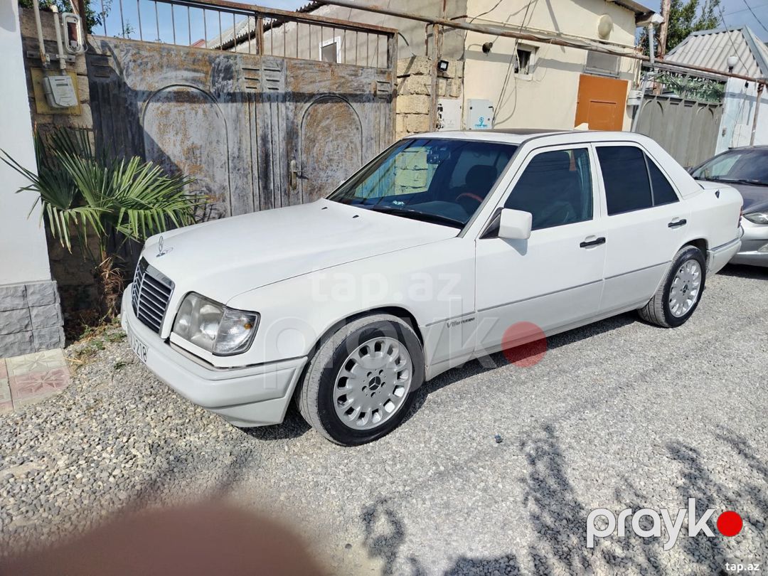 Mercedes E 220, 1994 il 77-VJ-218 — Avtomobillər, Bakı (4)