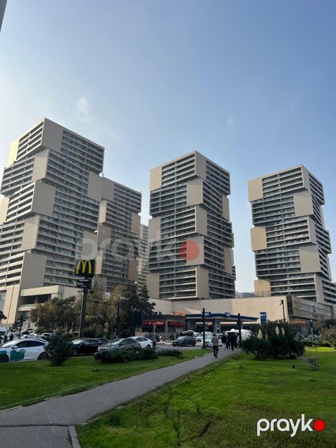 İcarəyə verilir 3 otaqlı yeni tikili 121 m²