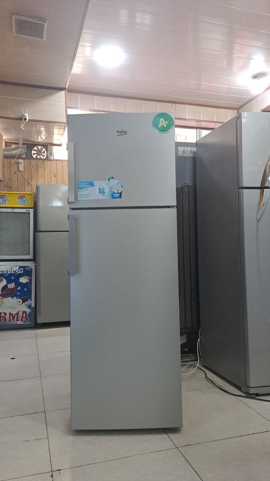 Beko iki qapılı soyuducu - Üstdən dondurucu, altdan soyuducu dizayn -