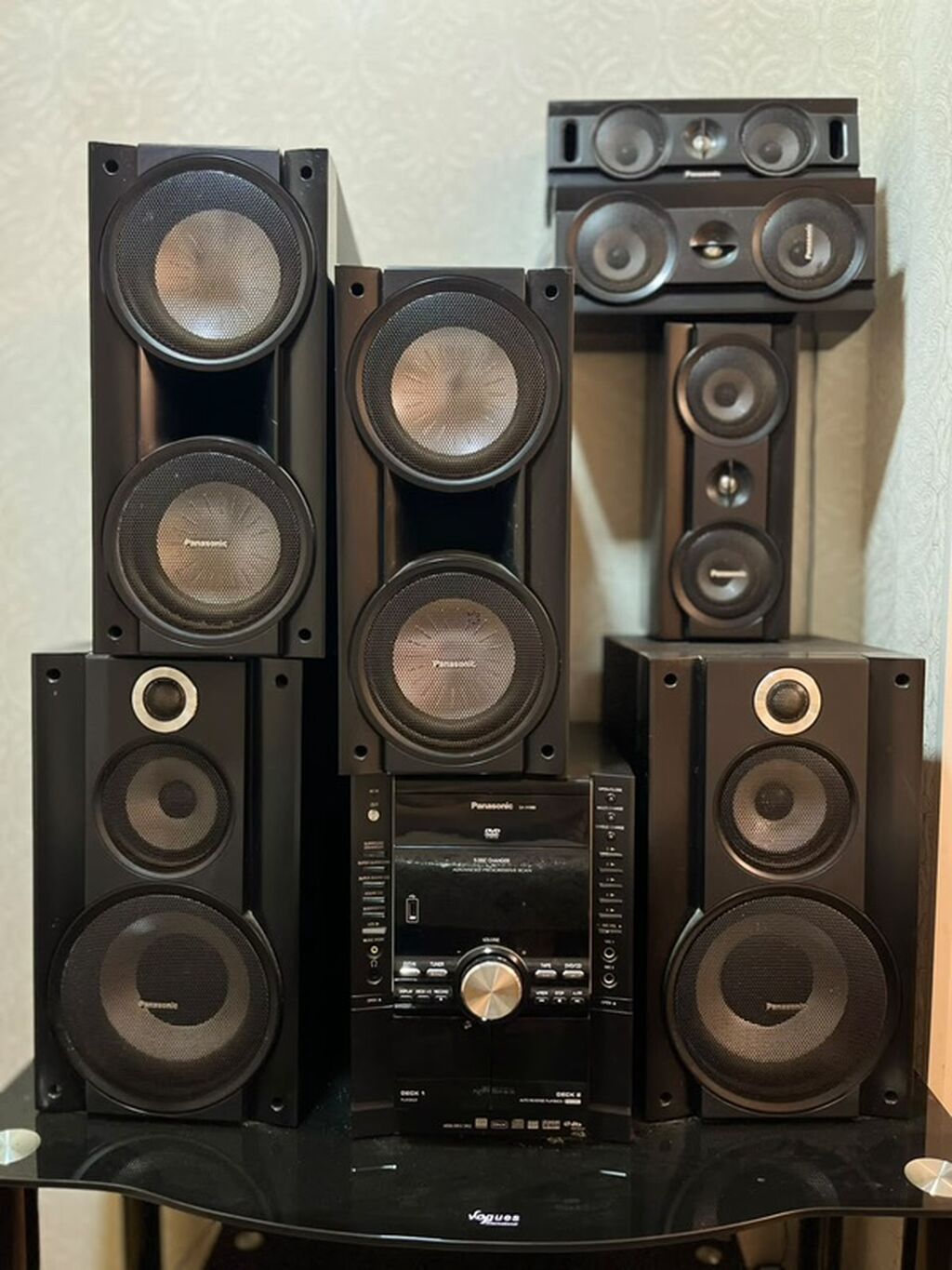 Panasonic ev kinoteatrı / musiqi mərkəzi dəsti. Komplektə əsas